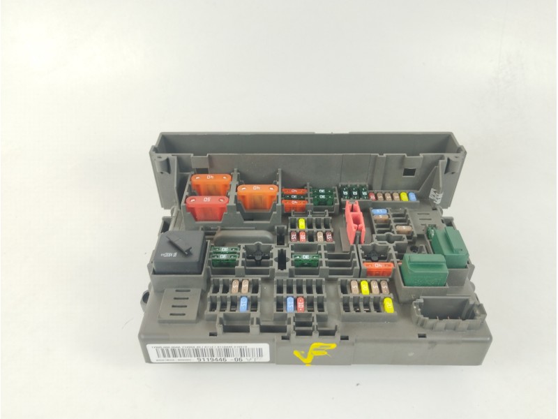 Recambio de caja reles / fusibles para bmw x1 (e84) sdrive 18d referencia OEM IAM 9119446 17925000004A 61149119446