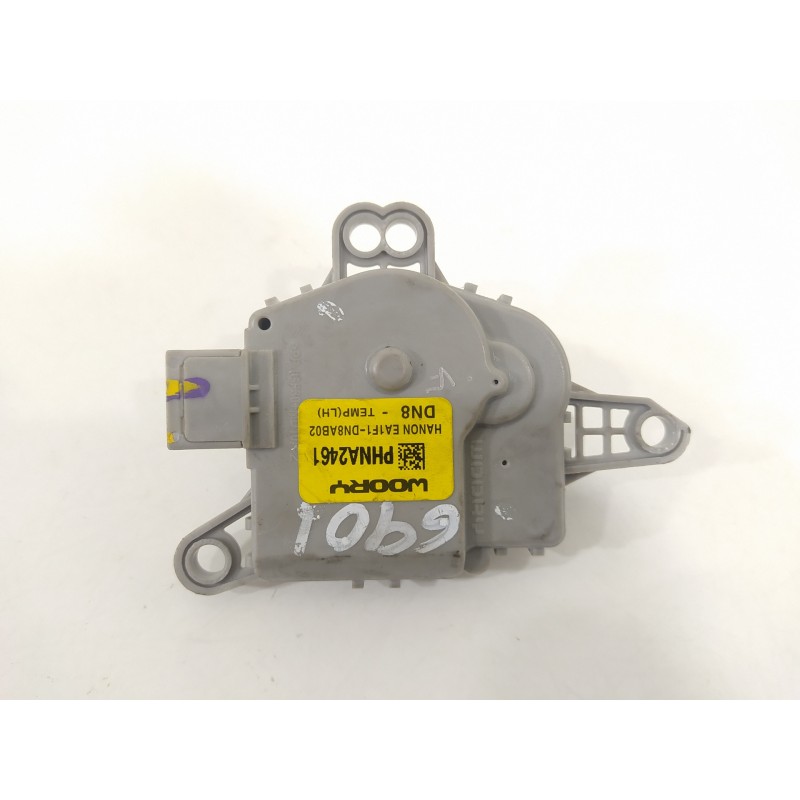 Recambio de motor apertura trampillas climatizador para hyundai tucson style 2wd referencia OEM IAM EA1F1DN8AB02  