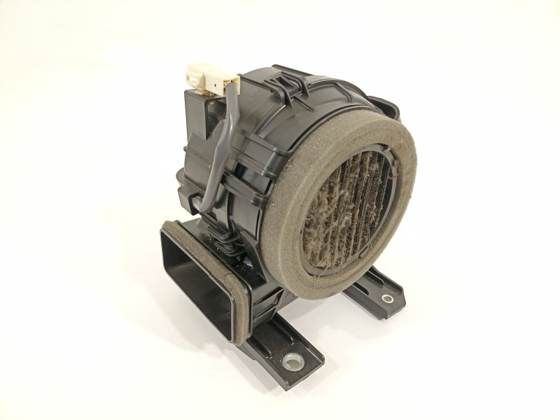 Recambio de ventilador calefaccion para toyota yaris hsd active referencia OEM IAM G923052040 BASF510B14 1611018189