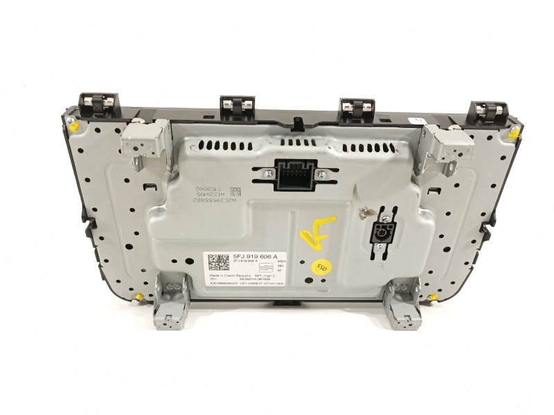 Recambio de pantalla multifuncion para seat arona xperience referencia OEM IAM 5FJ919606A  