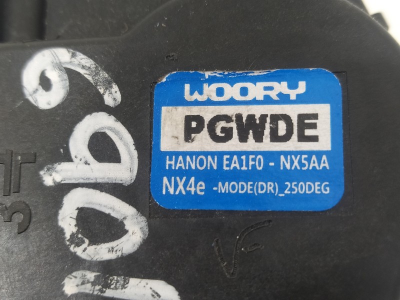 Recambio de motor apertura trampillas climatizador para hyundai tucson style 2wd referencia OEM IAM EA1F0NX5AA  