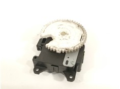Recambio de motor apertura trampillas climatizador para toyota yaris hsd active referencia OEM IAM CZ1138002800  