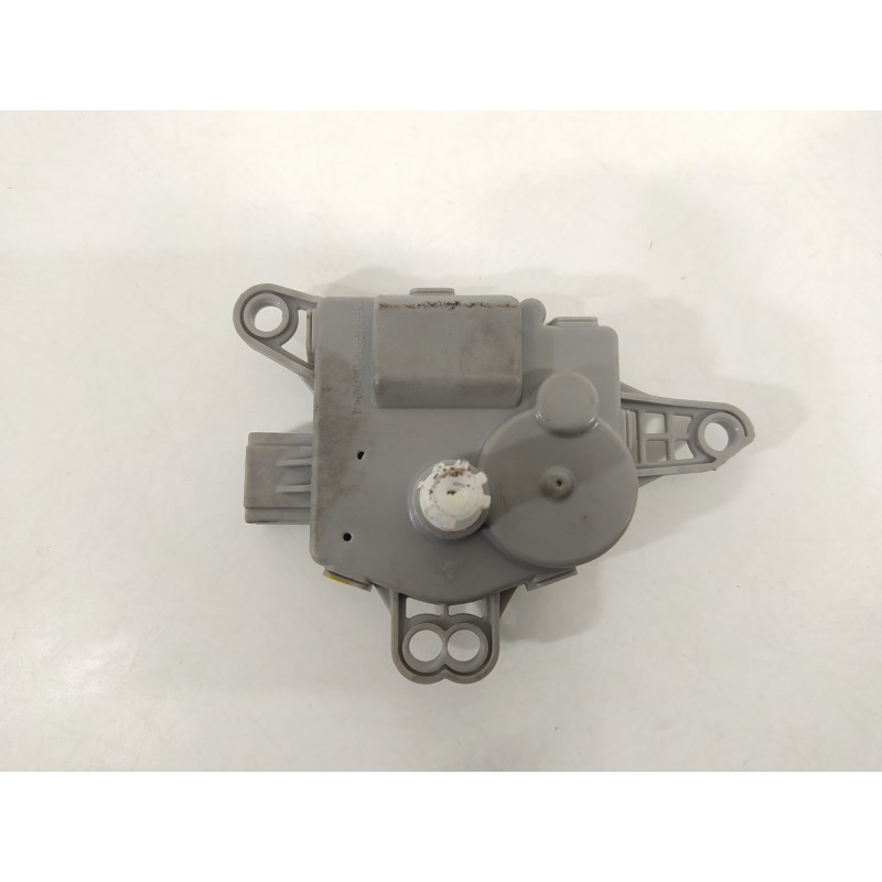 Recambio de motor apertura trampillas climatizador para hyundai tucson style 2wd referencia OEM IAM EA1F1DN8AB02  