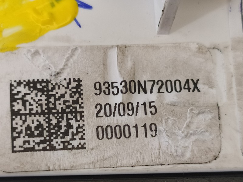 Recambio de mando retrovisor para hyundai tucson style 2wd referencia OEM IAM 93530N72004X  