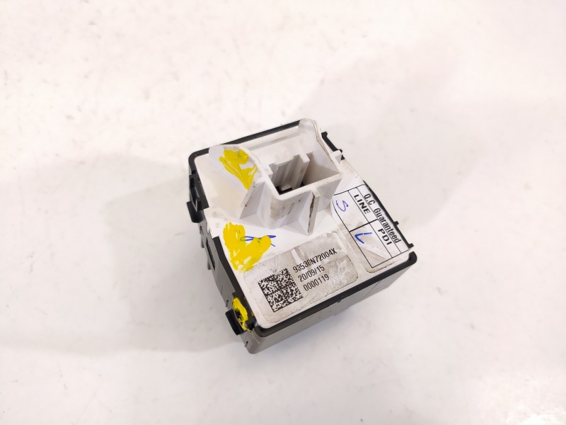 Recambio de mando retrovisor para hyundai tucson style 2wd referencia OEM IAM 93530N72004X  