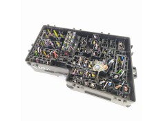 Recambio de caja reles / fusibles para ford kuga (cbs) st-line 2wd referencia OEM IAM AV6T14A067AD   2