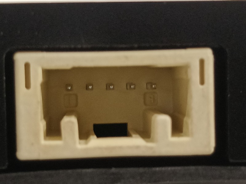 Recambio de centralita inmovilizador para toyota yaris hsd active referencia OEM IAM 897840D030 625375000 