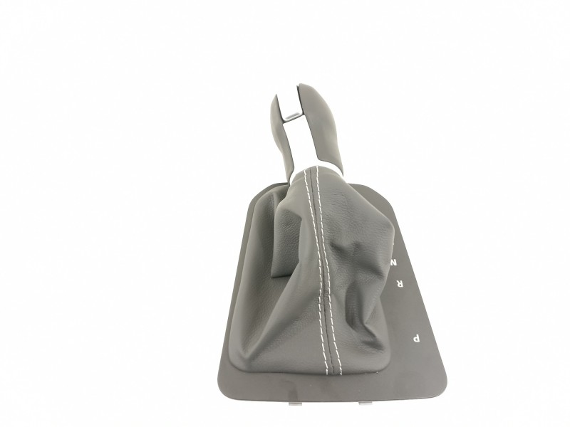 Recambio de pomo palanca cambio para seat arona xperience referencia OEM IAM 6F1713203  