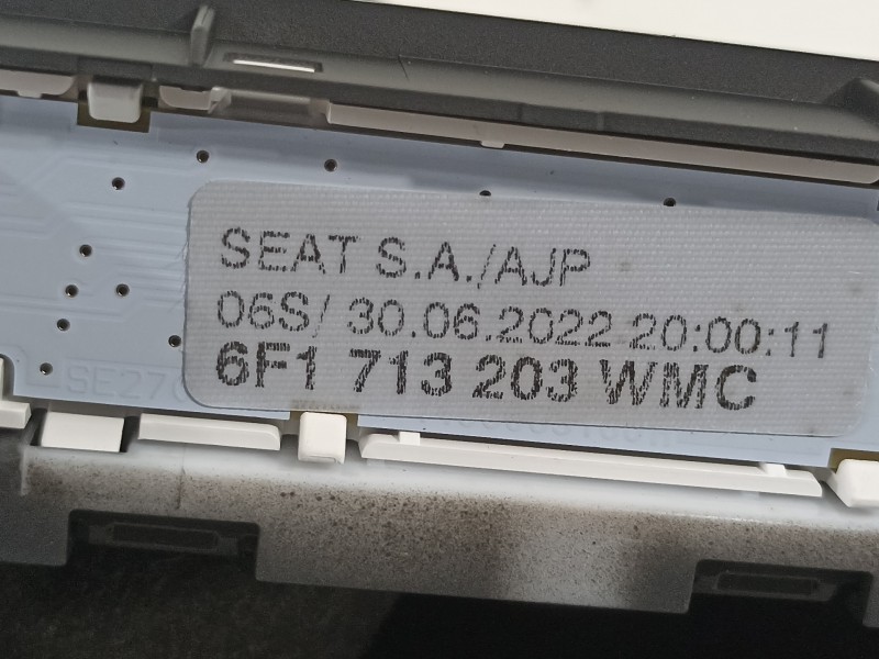 Recambio de pomo palanca cambio para seat arona xperience referencia OEM IAM 6F1713203  