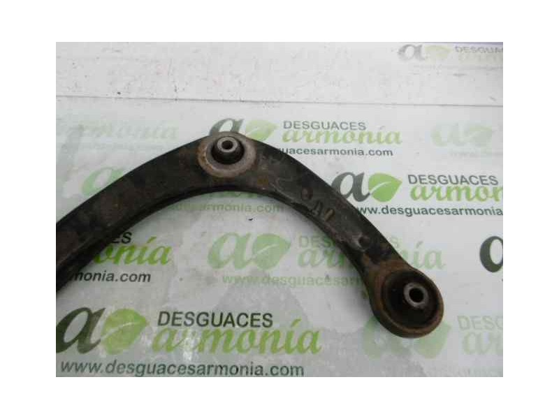 Recambio de brazo suspension inferior delantero izquierdo para peugeot 307 berlina (s2) d-sign referencia OEM IAM   