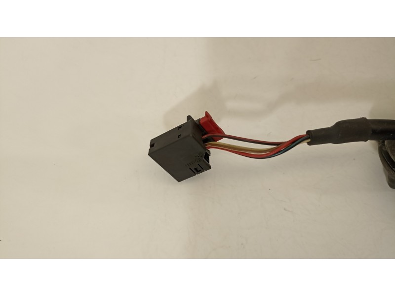 Recambio de retrovisor izquierdo para audi a3 (8p) 1.6 ambiente referencia OEM IAM 8P185853101C  