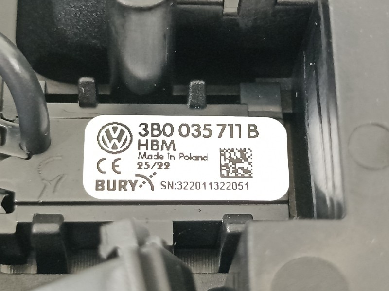 Recambio de luz interior para seat arona xperience referencia OEM IAM 3V0868487C 3V5867591A 