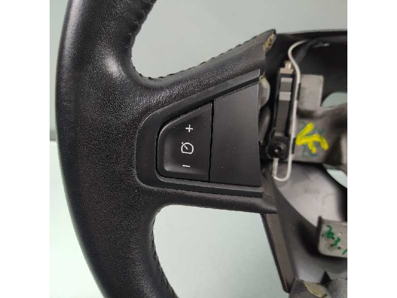 Recambio de volante para renault megane iii berlina 5 p gt-style referencia OEM IAM 484003397R  
