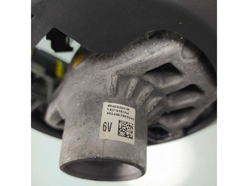 Recambio de volante para renault megane iii berlina 5 p gt-style referencia OEM IAM 484003397R  