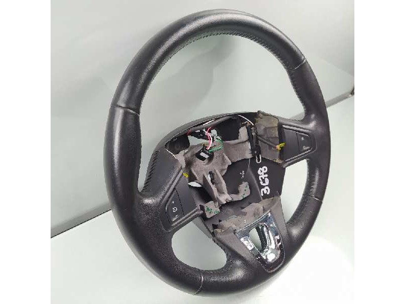 Recambio de volante para renault megane iii berlina 5 p gt-style referencia OEM IAM 484003397R  