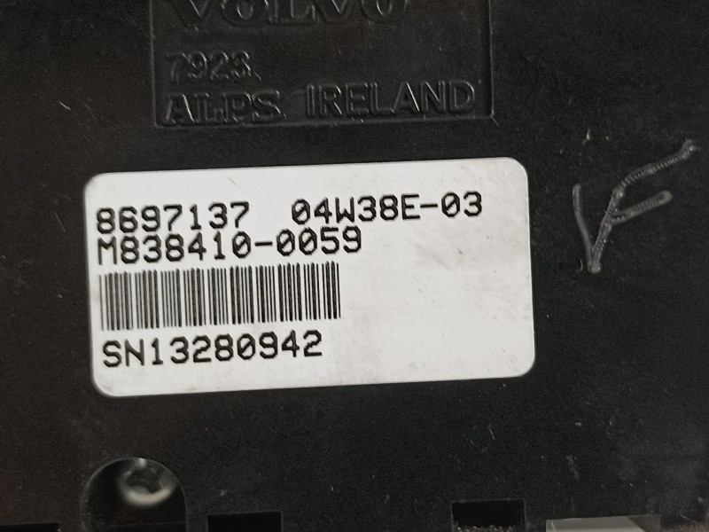 Recambio de mando climatizador para volvo xc90 d5 (7 sitze) referencia OEM IAM 8697137  