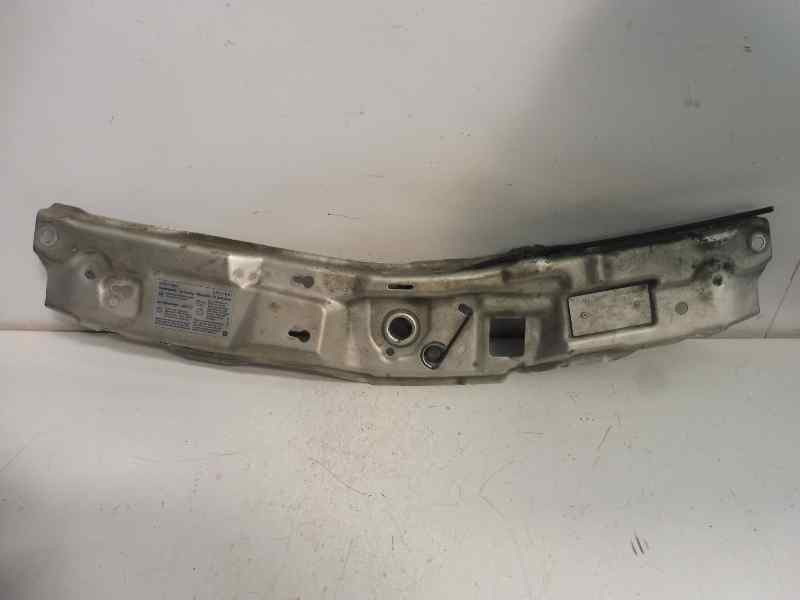 Recambio de travesaño superior para opel meriva enjoy referencia OEM IAM 93301874  