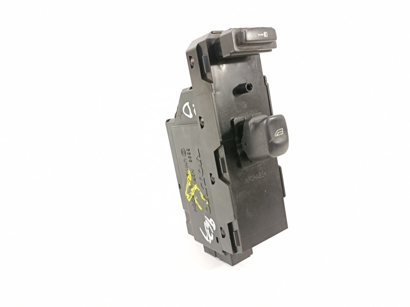 Recambio de mando elevalunas delantero derecho para volvo xc90 d5 (7 sitze) referencia OEM IAM 30732817  