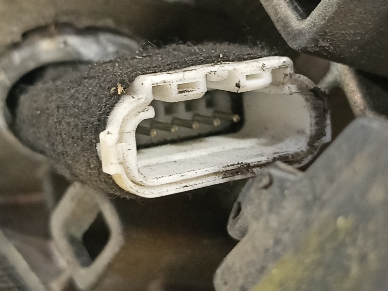 Recambio de retrovisor derecho para fiat grande punto (199) 1.3 16v multijet active (55kw) referencia OEM IAM 0735593694  