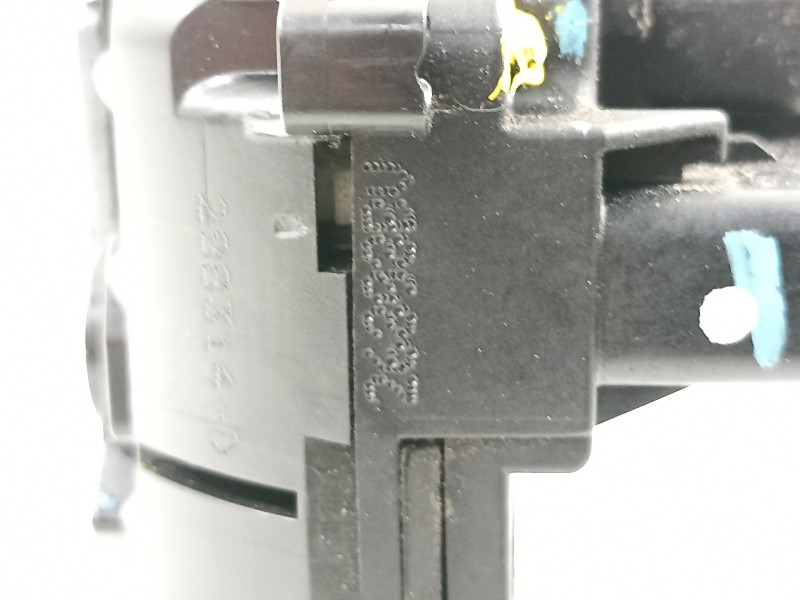 Recambio de cerradura puerta trasera izquierda para renault grand modus authentique referencia OEM IAM 8200522055  