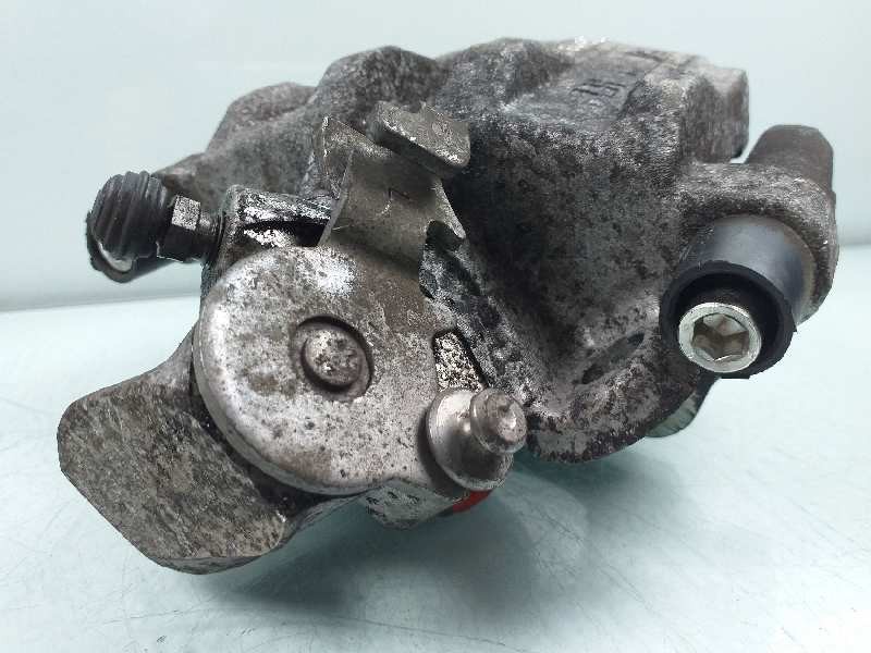 Recambio de pinza freno trasera izquierda para mazda 3 berlina (bk) 1.6 crdt active referencia OEM IAM BPYK2671XB  
