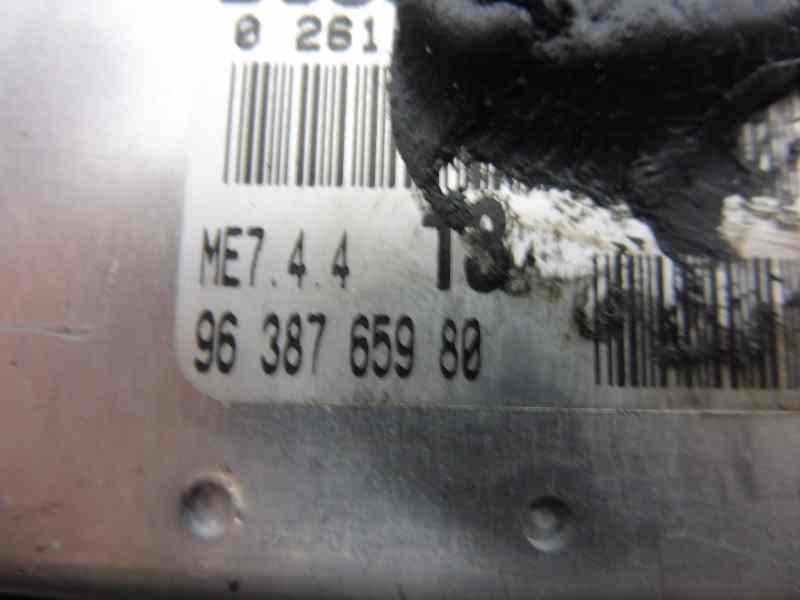 Recambio de centralita motor uce para citroën xsara coupe 1.6 16v chrono referencia OEM IAM 9638795980  