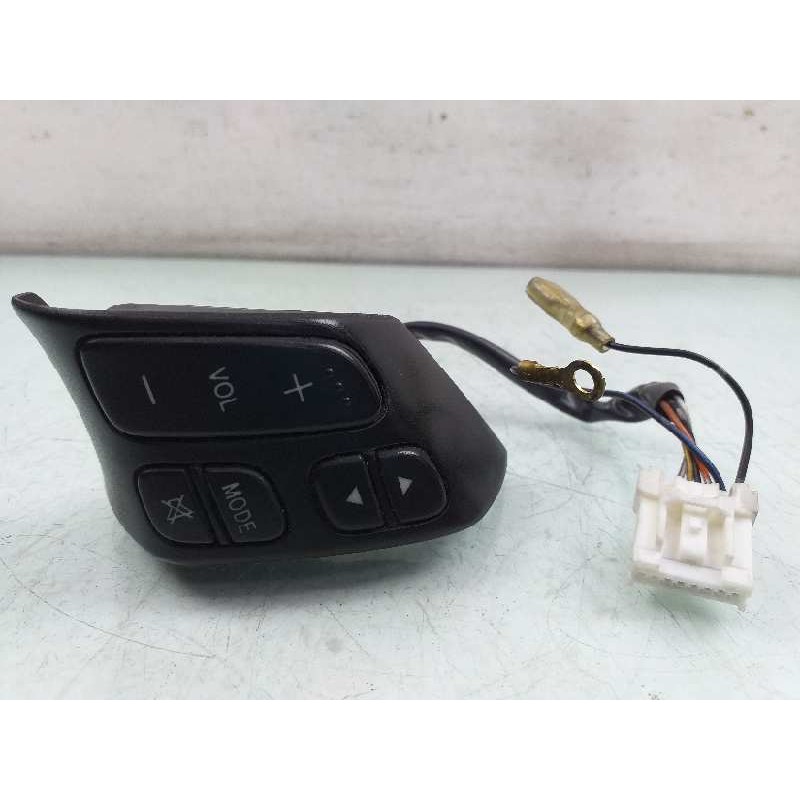 Recambio de mando volante para mazda 3 berlina (bk) 1.6 crdt active referencia OEM IAM 153769LH  