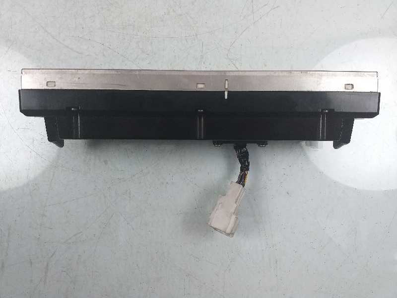 Recambio de pantalla multifuncion para mazda 3 berlina (bk) 1.6 crdt active referencia OEM IAM   