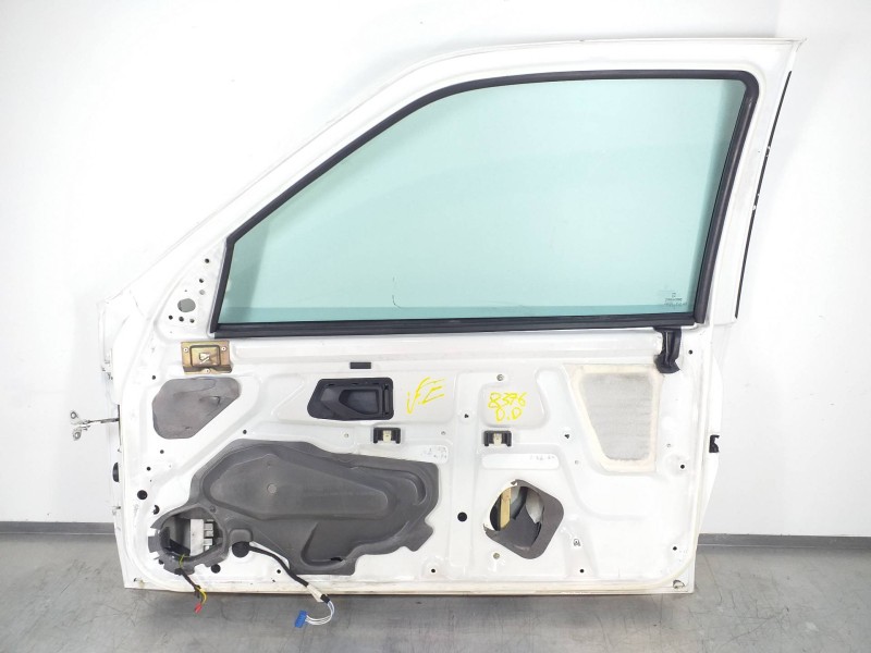Recambio de puerta delantera derecha para peugeot 306 berlina 3/5 puertas (s1) graffic referencia OEM IAM 9004N0  