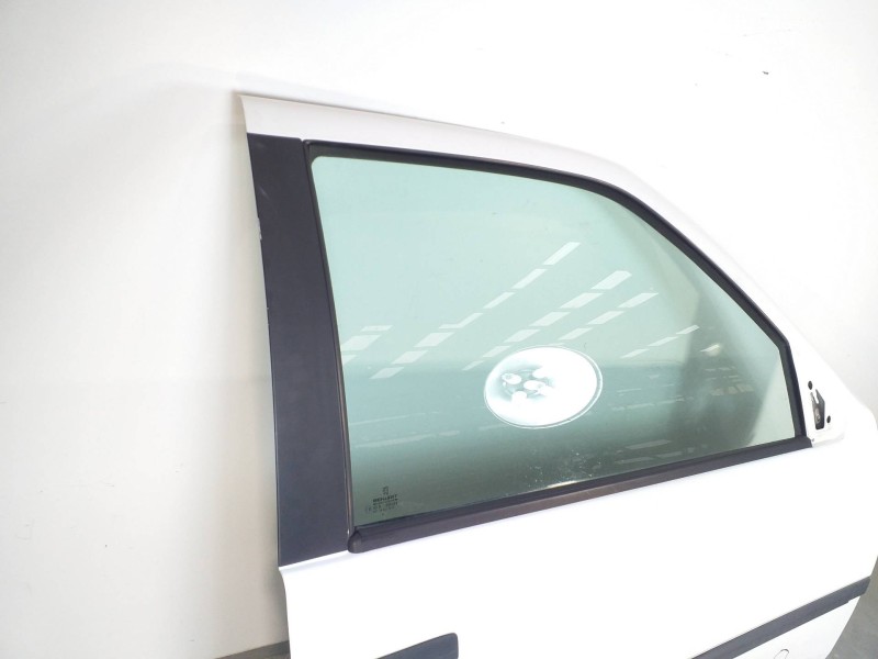 Recambio de puerta delantera derecha para peugeot 306 berlina 3/5 puertas (s1) graffic referencia OEM IAM 9004N0  