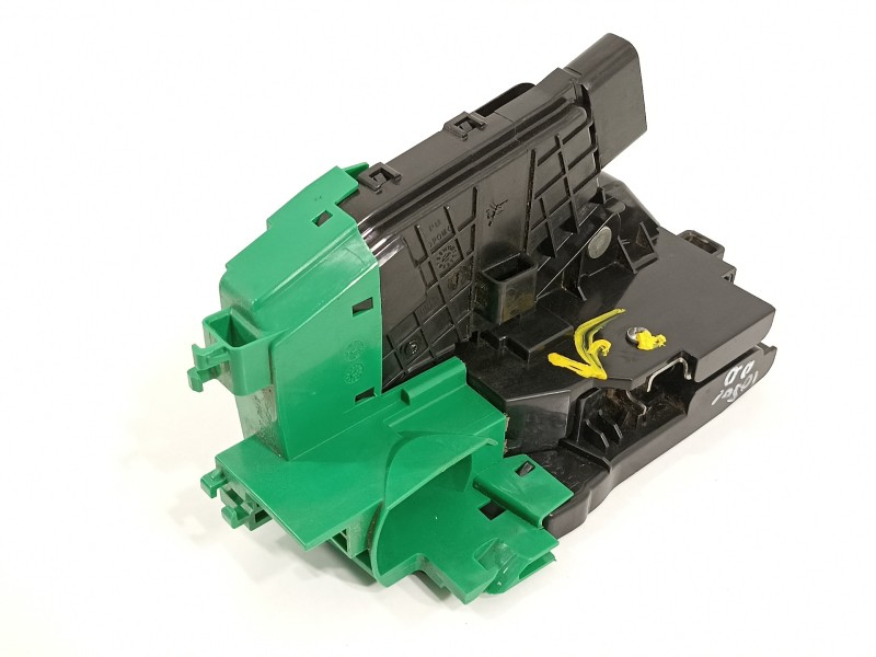 Recambio de cerradura puerta delantera derecha para hyundai i30 (pd) essence referencia OEM IAM 81320G3050  