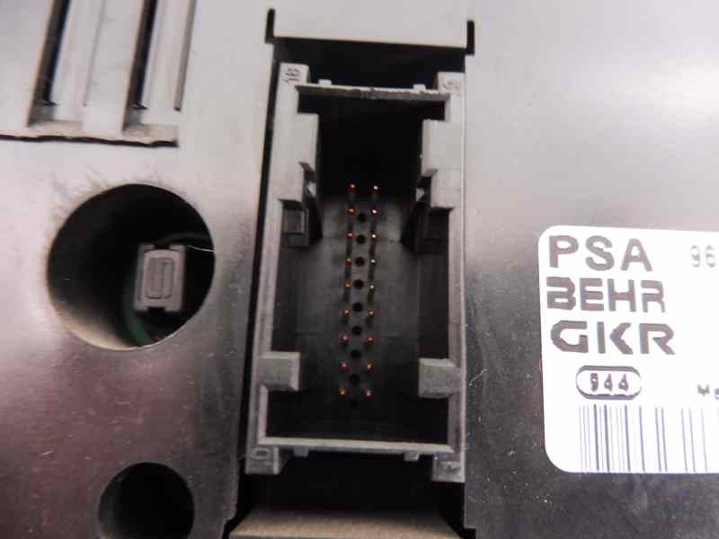 Recambio de mando climatizador para peugeot 206 berlina xt referencia OEM IAM 96430550XT  