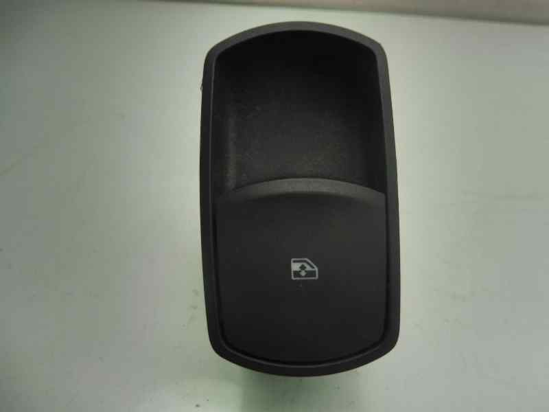 Recambio de mando elevalunas delantero derecho para opel corsa d limited edition referencia OEM IAM 13189333RW  