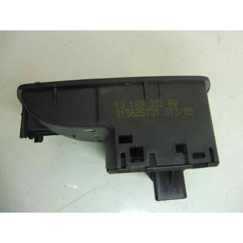Recambio de mando elevalunas delantero derecho para opel corsa d limited edition referencia OEM IAM 13189333RW  
