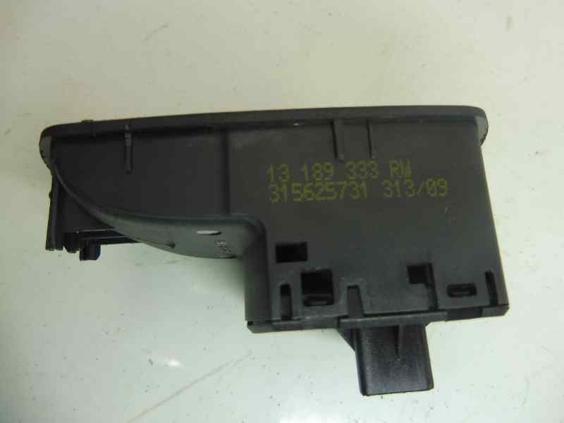 Recambio de mando elevalunas delantero derecho para opel corsa d limited edition referencia OEM IAM 13189333RW  