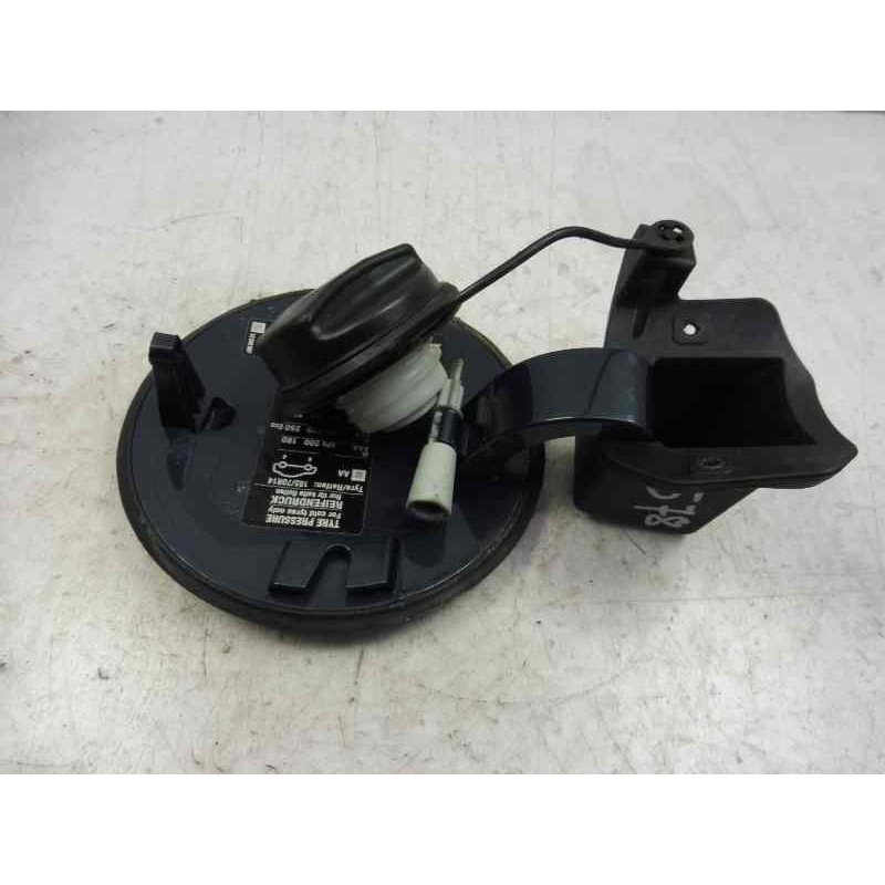 Recambio de tapa exterior combustible para opel corsa d limited edition referencia OEM IAM 13183307  