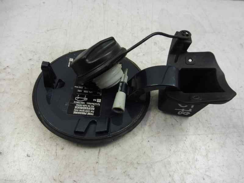 Recambio de tapa exterior combustible para opel corsa d limited edition referencia OEM IAM 13183307  
