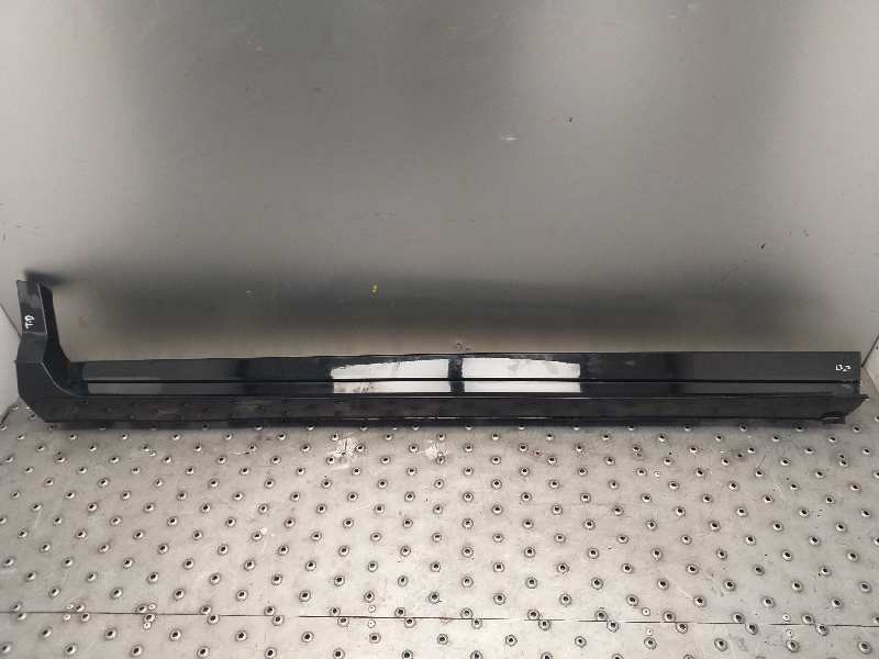 Recambio de faldon lateral para ford kuga (cbs) st-line 2wd referencia OEM IAM   