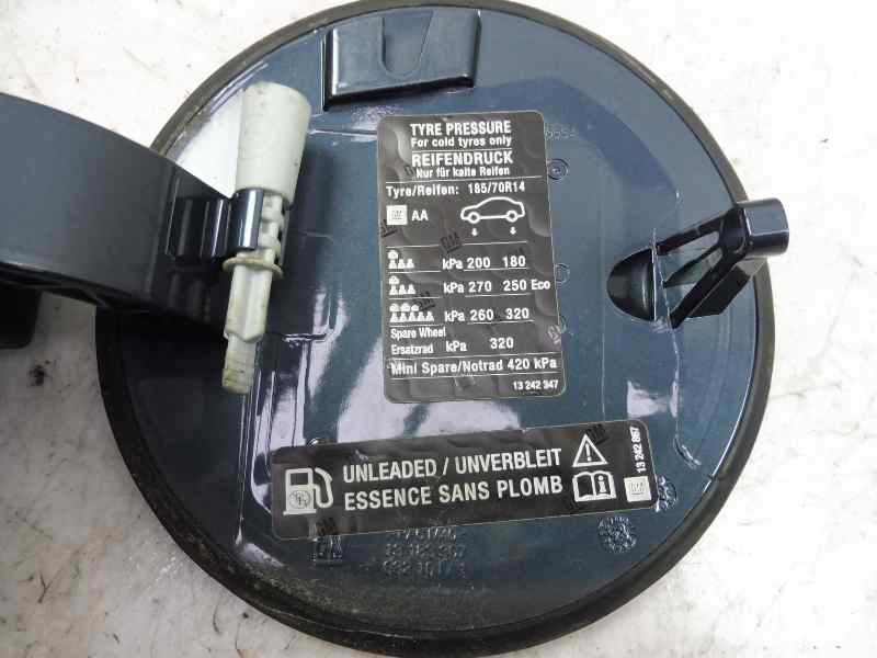 Recambio de tapa exterior combustible para opel corsa d limited edition referencia OEM IAM 13183307  