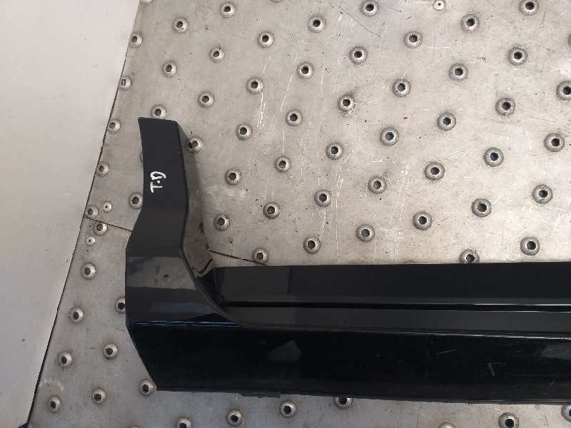 Recambio de faldon lateral para ford kuga (cbs) st-line 2wd referencia OEM IAM   