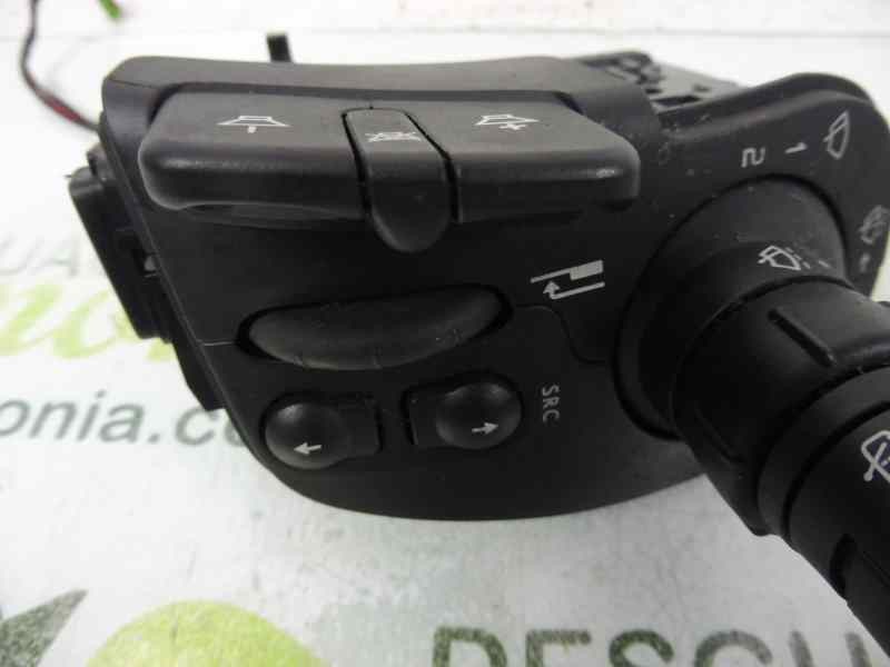 Recambio de mando limpia para renault scenic ii confort dynamique referencia OEM IAM 8200127728  