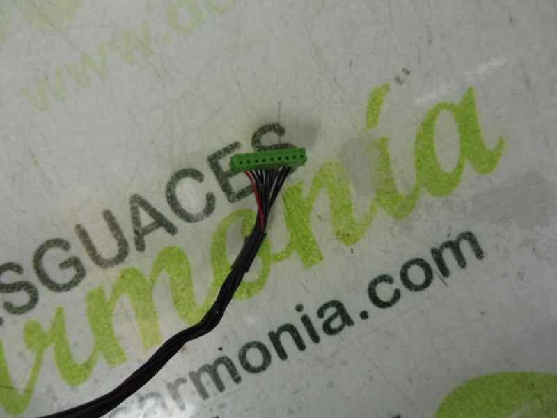 Recambio de mando limpia para renault scenic ii confort dynamique referencia OEM IAM 8200127728  