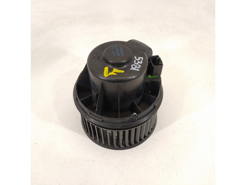Recambio de ventilador calefaccion para ford kuga (cbs) st-line 2wd referencia OEM IAM AV6N18456AA  
