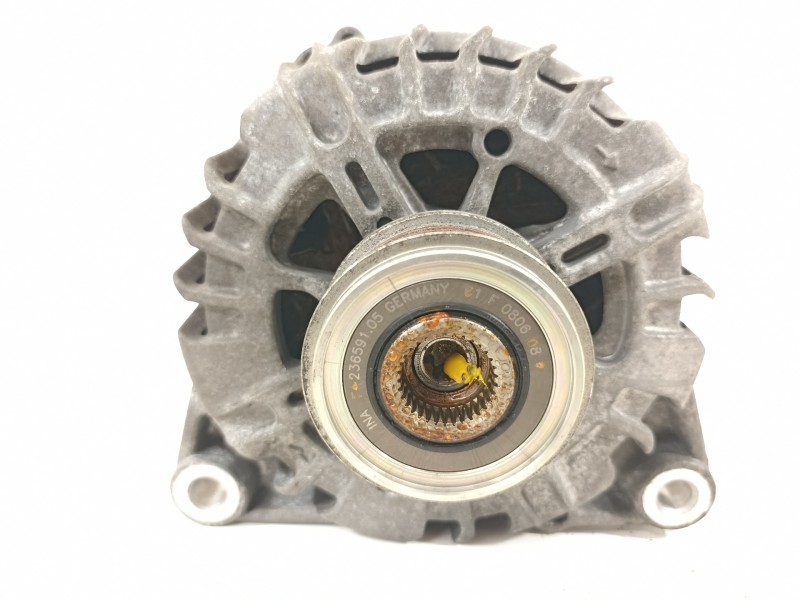 Recambio de alternador para peugeot 207 1.6 68kw referencia OEM IAM 9664779680  