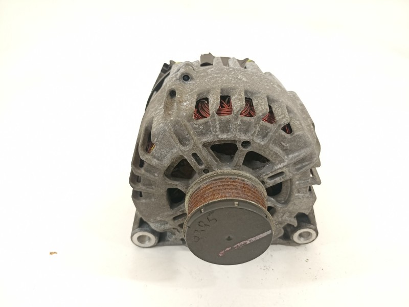 Recambio de alternador para peugeot 207 1.6 68kw referencia OEM IAM 9664779680  