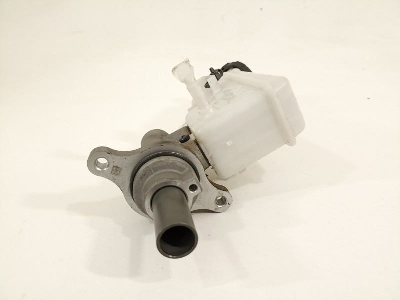 Recambio de bomba freno para hyundai i30 (pd) essence referencia OEM IAM 260653D 20I231953 58510G4200