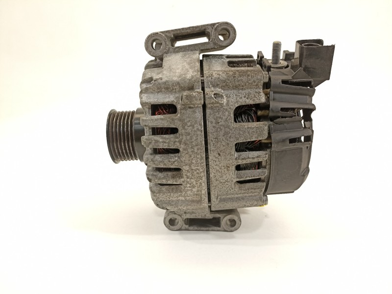 Recambio de alternador para infiniti q50 q50 referencia OEM IAM A6519062500  