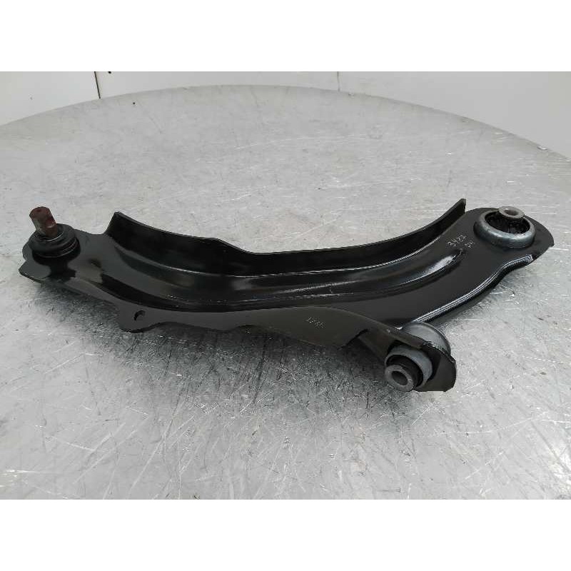 Recambio de brazo suspension inferior delantero derecho para renault captur zen referencia OEM IAM 545047954R  