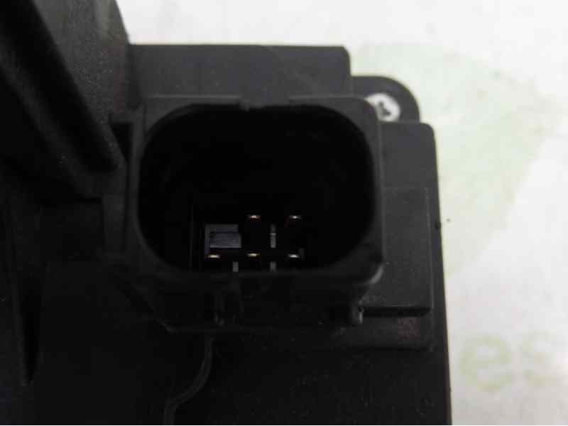 Recambio de cerradura puerta trasera izquierda para opel vectra c caravan elegance referencia OEM IAM 13210760  