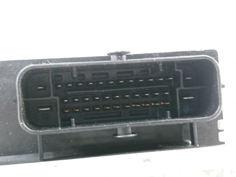 Recambio de abs para citroën c5 berlina premier referencia OEM IAM 9666542880  